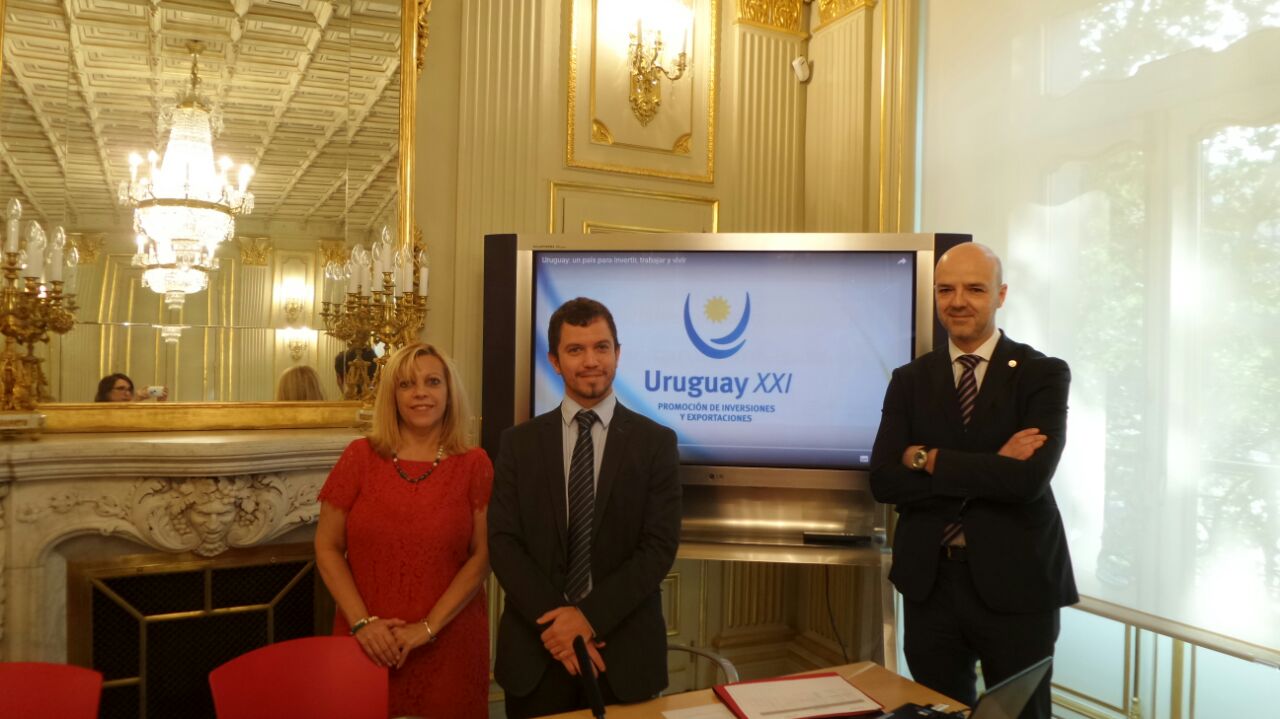 PRESENTACIÓN PAÍS EN MADRID