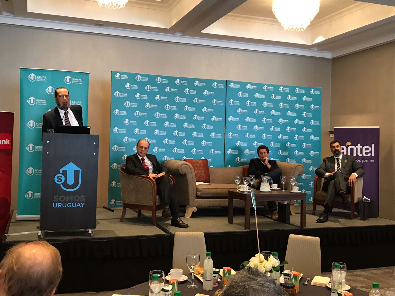 Desayuno útil “Gestión portuaria, 25 años de la ley de puertos”