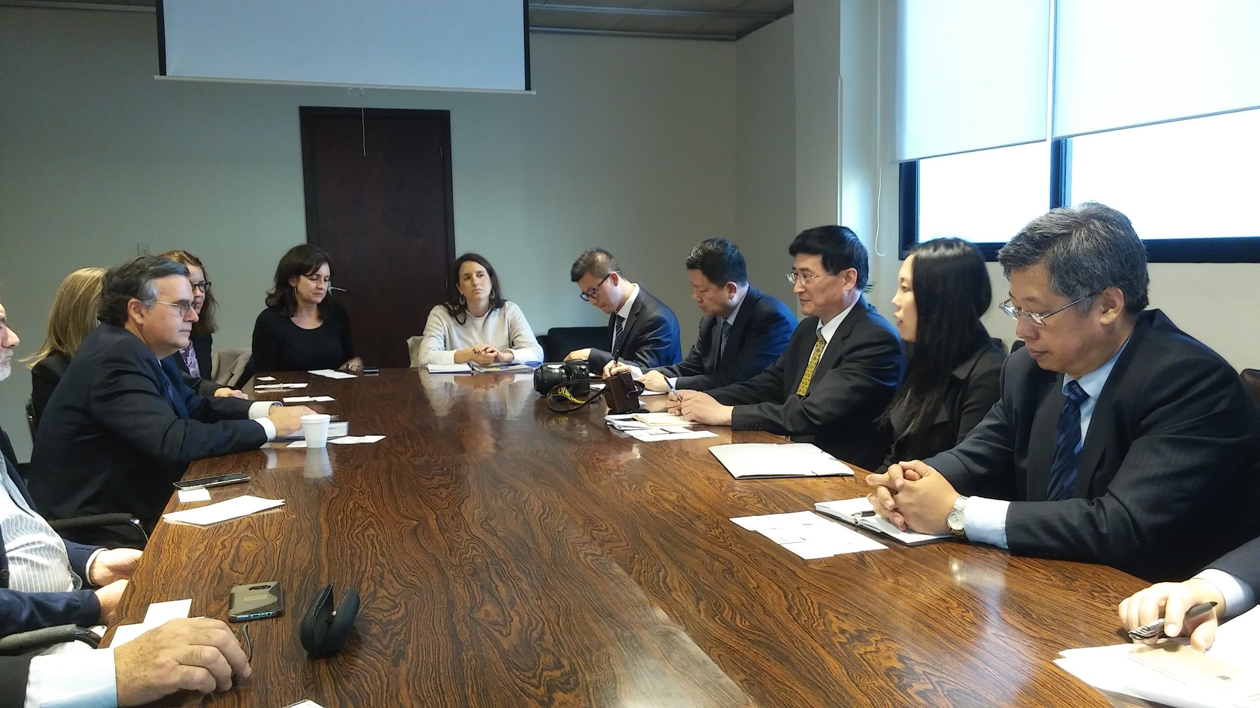 Reunión con delegación de la Provincia de Tianjin, China.