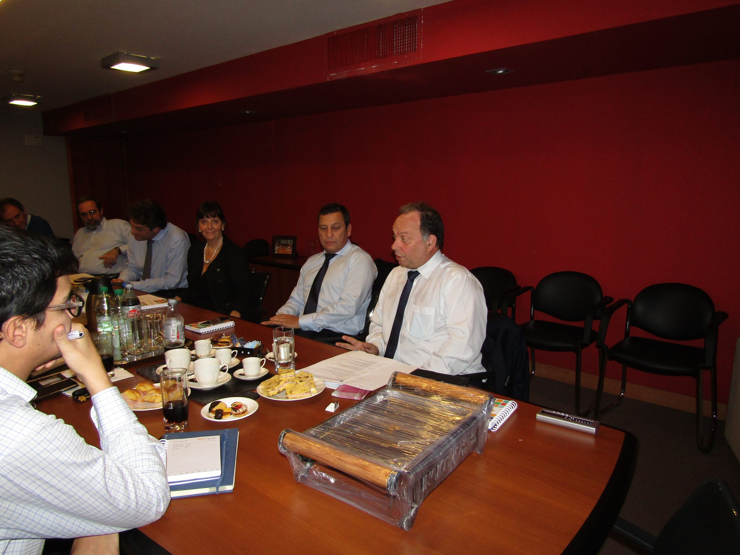 El Consejo del INALOG agradeció la destacada participación del Sr. Mario Montemuiño