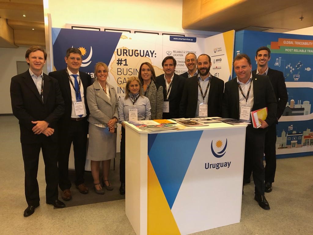Inalog presente en el stand país de Uruguay en Logipharma.