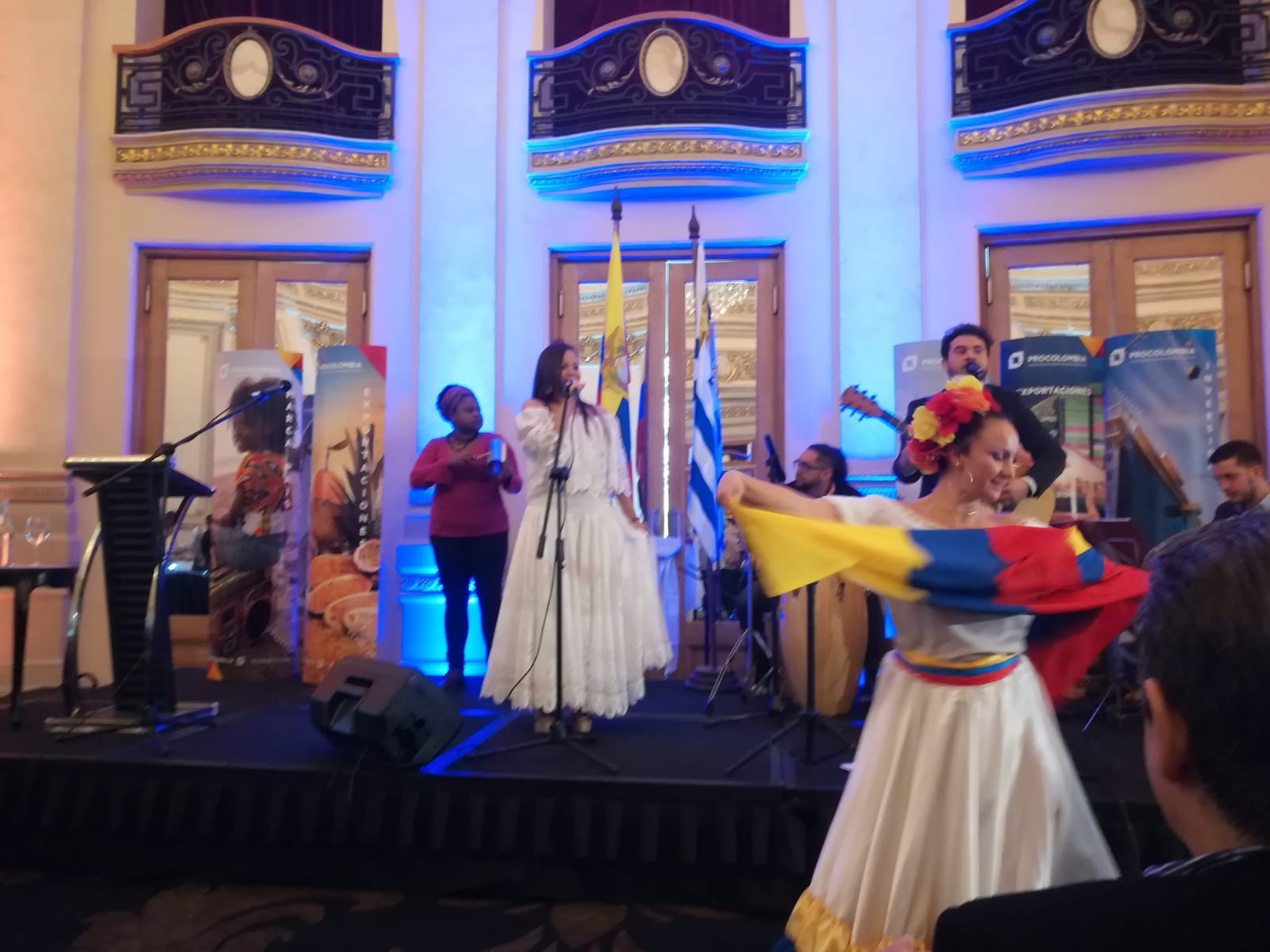 La Embajada de Colombia presentó el destino de la sabrosura con Avianca y Proexport Colombia.