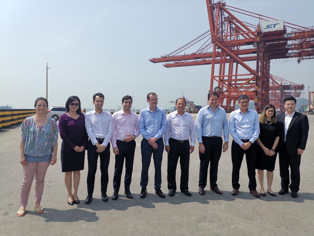 Reunión con China Marchants Port Group y visita al puerto de Shenzhen