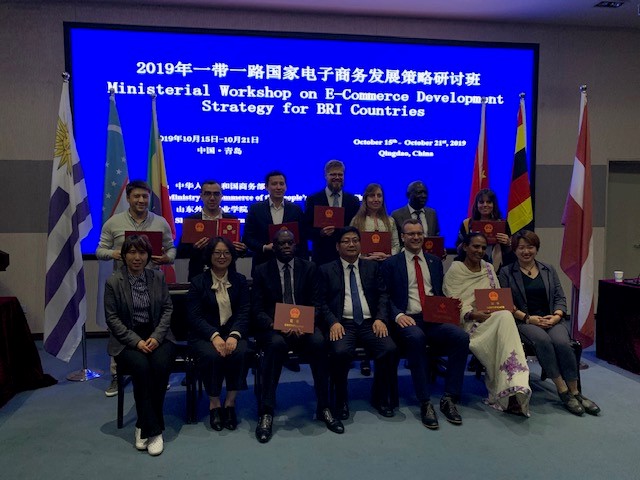 Culminación de la visita de INALOG en China