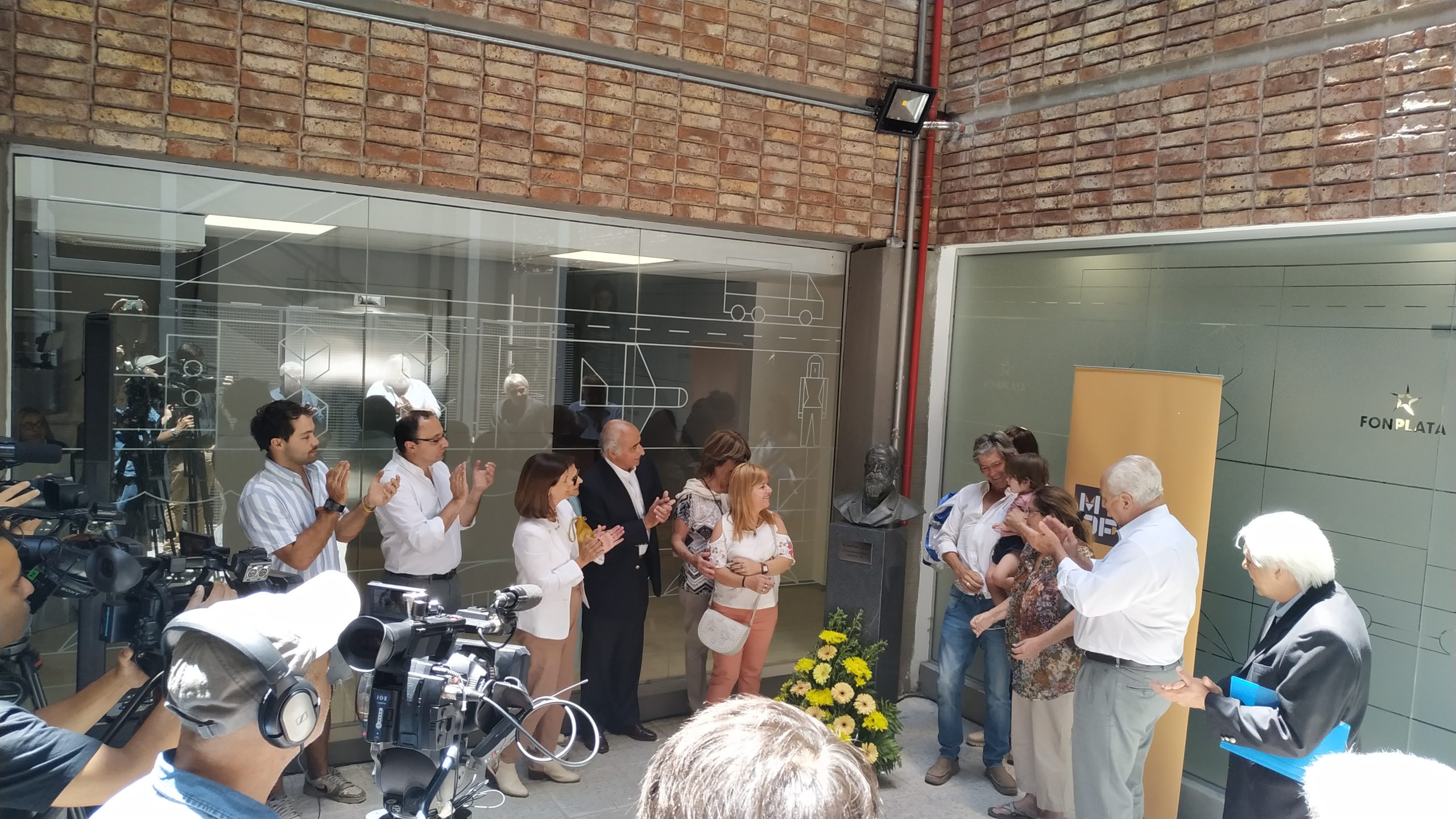 Homenaje al 1er ministro de Transporte, Ing. Juan Pedro Lamolle