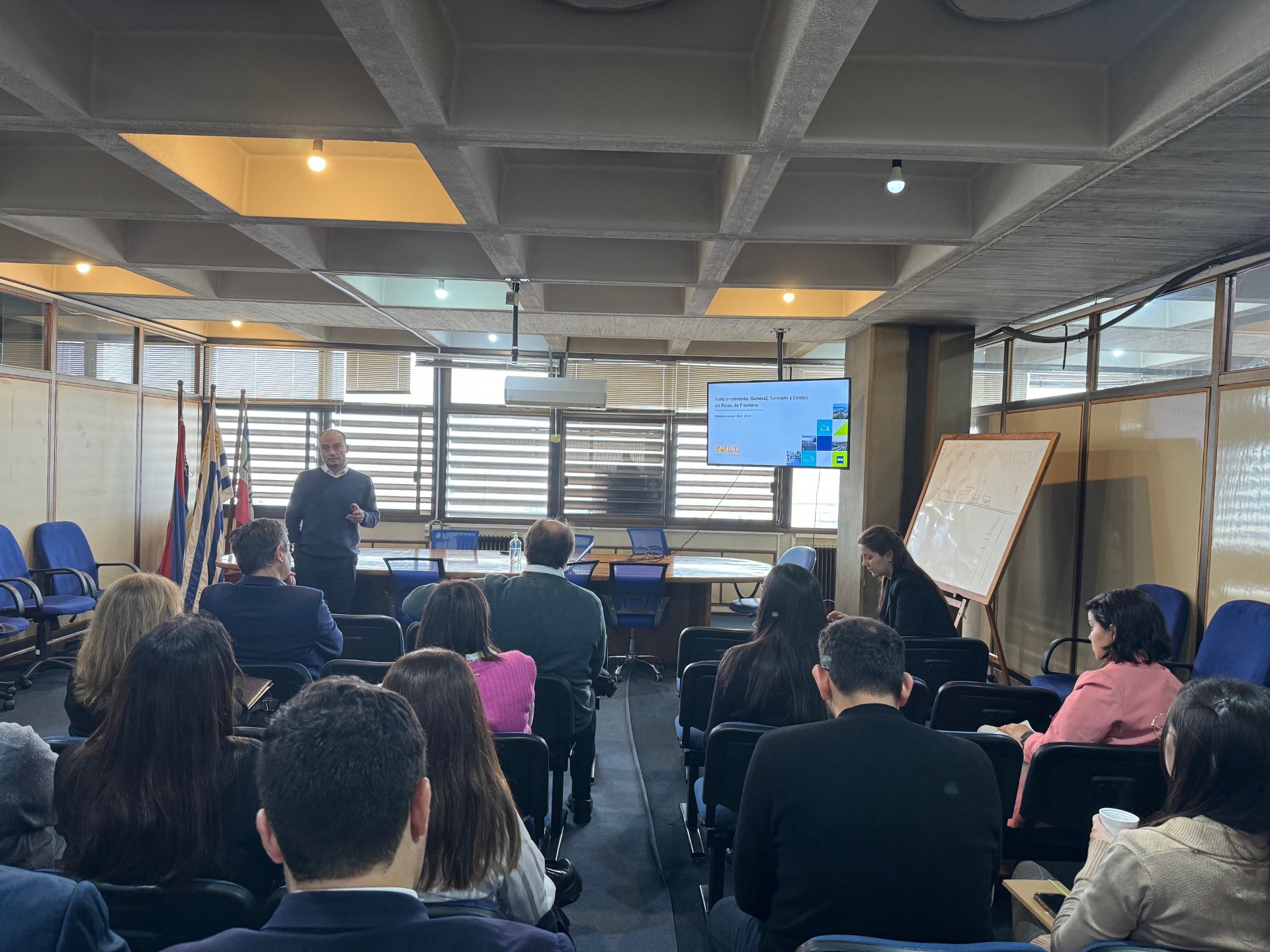 Lalanne presentó el estudio «Funcionamiento general, tiempos y costos en pasos de frontera»