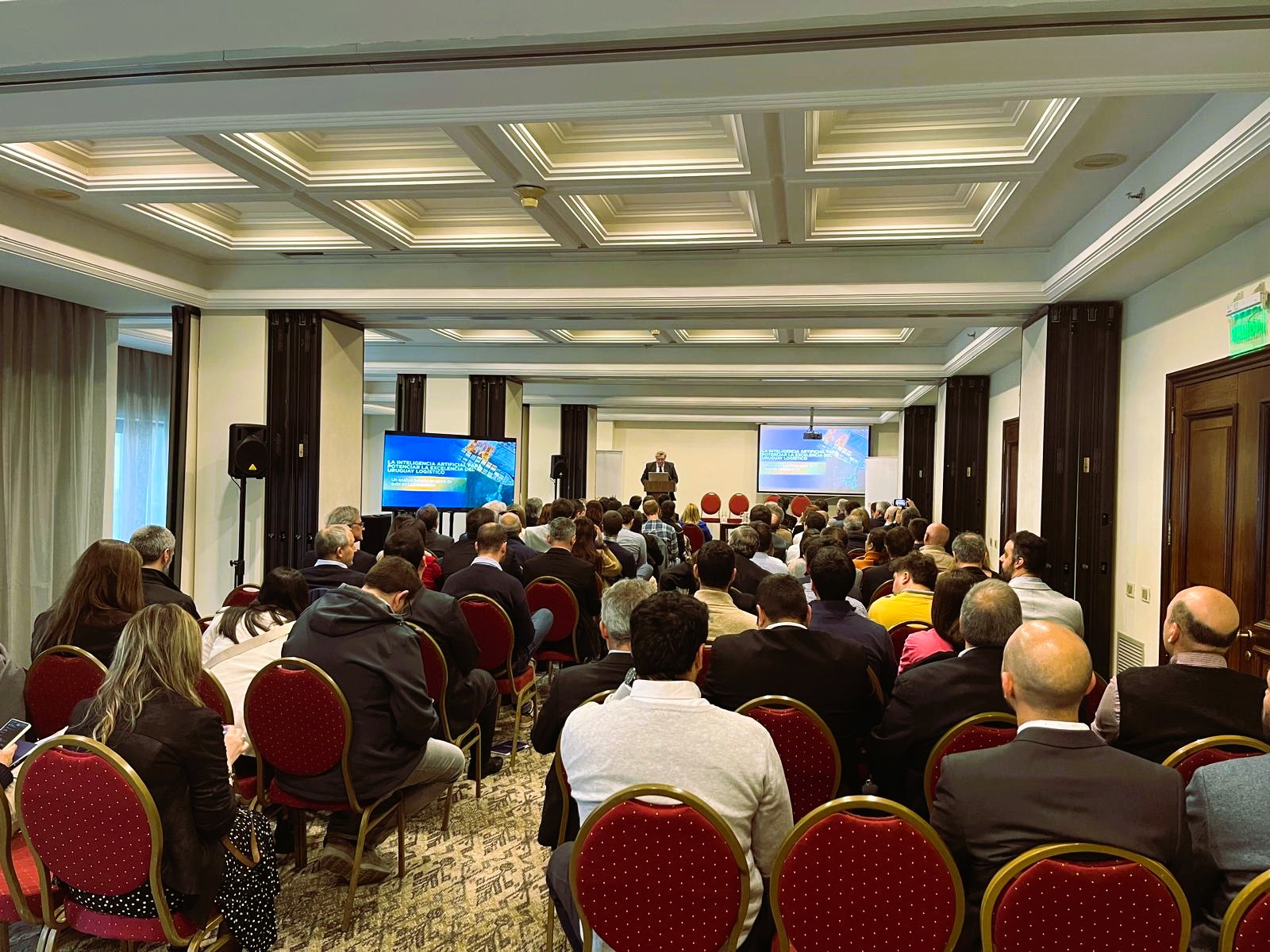 La inteligencia artificial para potenciar la excelencia del Uruguay Logístico