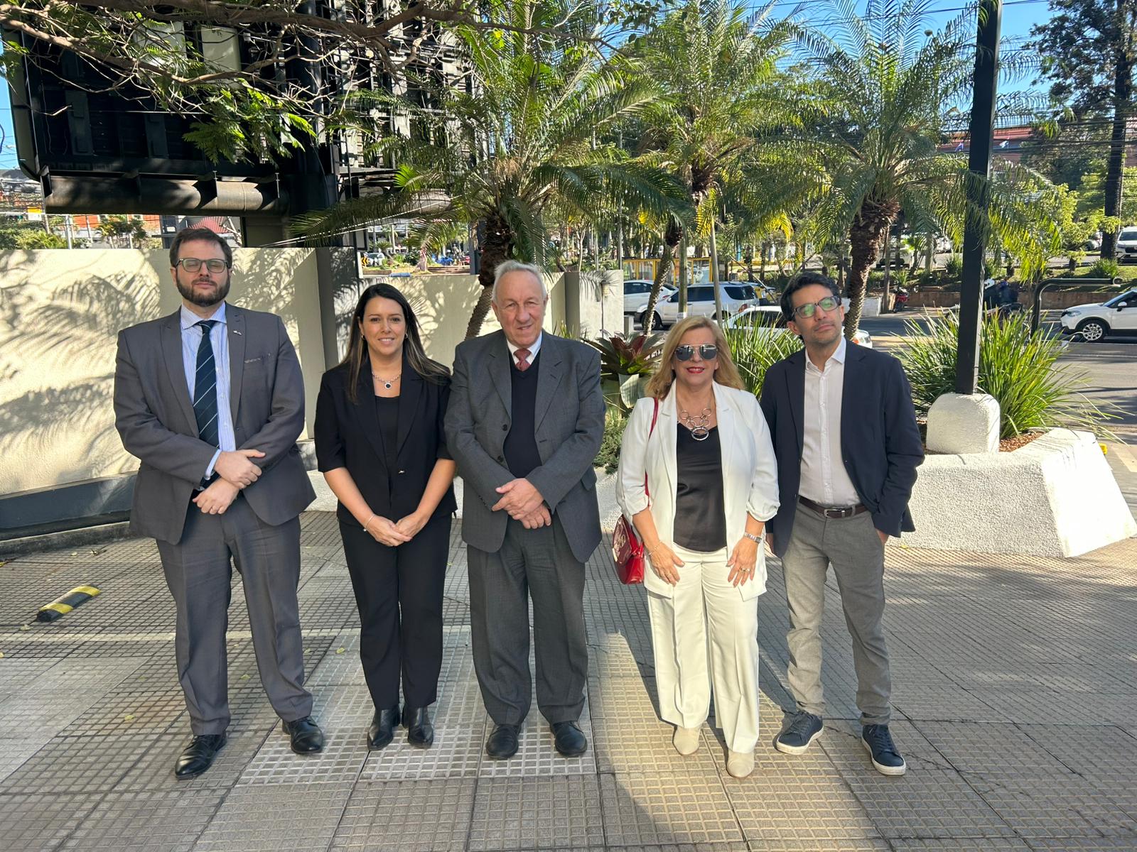 INALOG participó en misión oficial a Paraguay para impulsar la cooperación logística regional