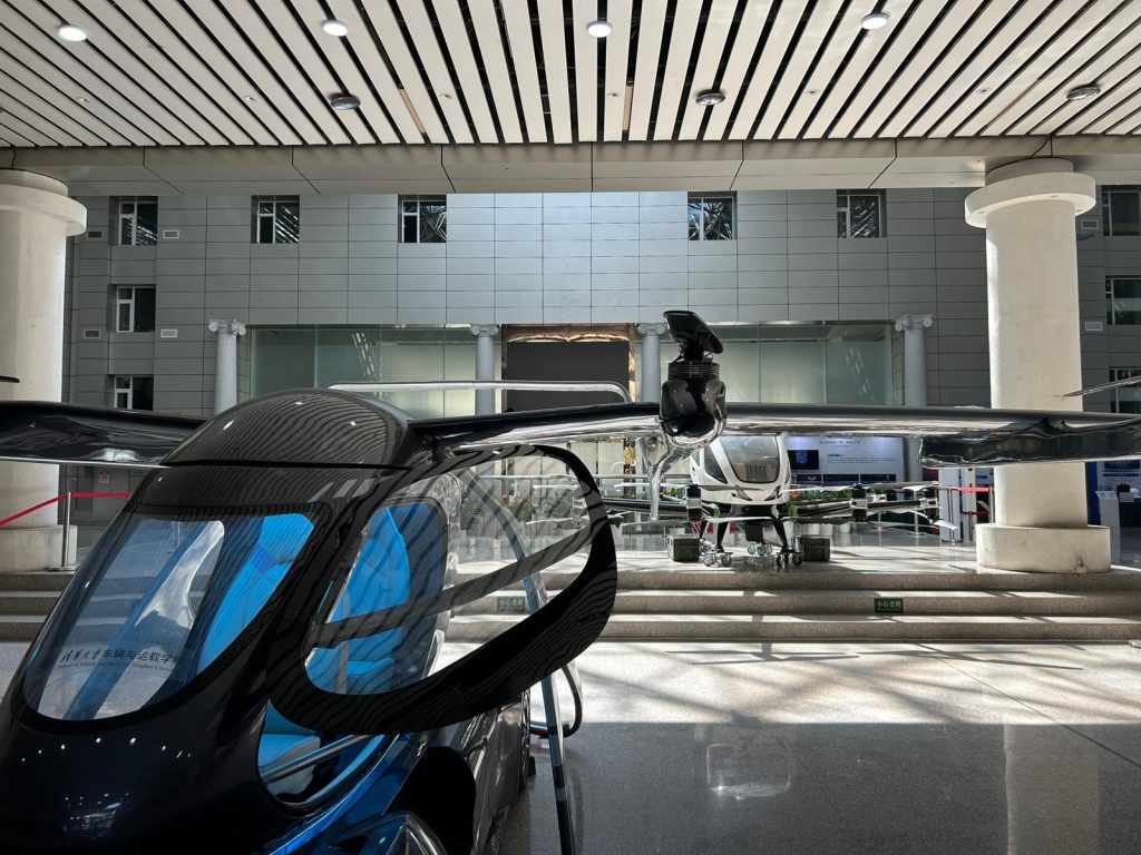 5FCA6261-B29C-407F-ACB9-66CBBE8F9AD2