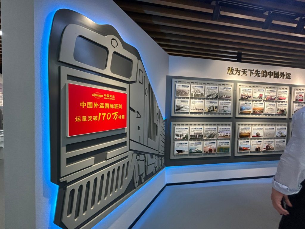 EB3EEA02-3A2A-4458-A2F3-8A4A1B3304AA