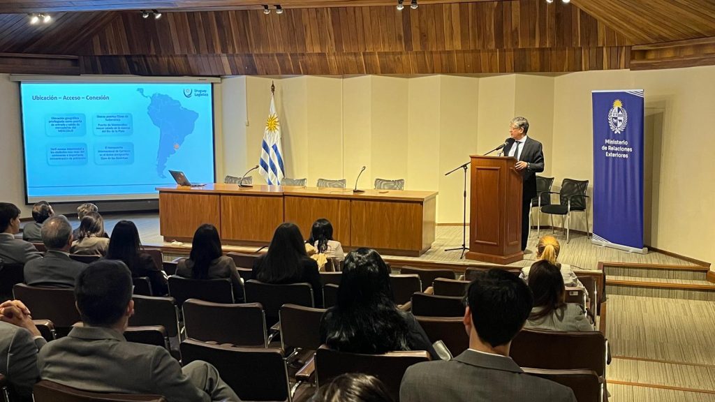 WhatsApp-Image-2025-10-08-at-16.17.45