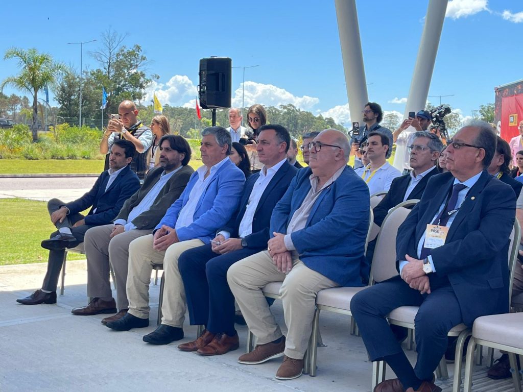 WhatsApp Image 2025-12-03 at 16.33.13 (1)