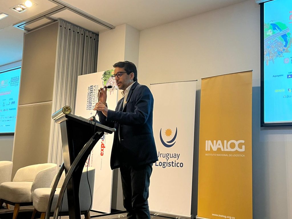 WhatsApp Image 2025-12-03 at 16.33.14 (1)