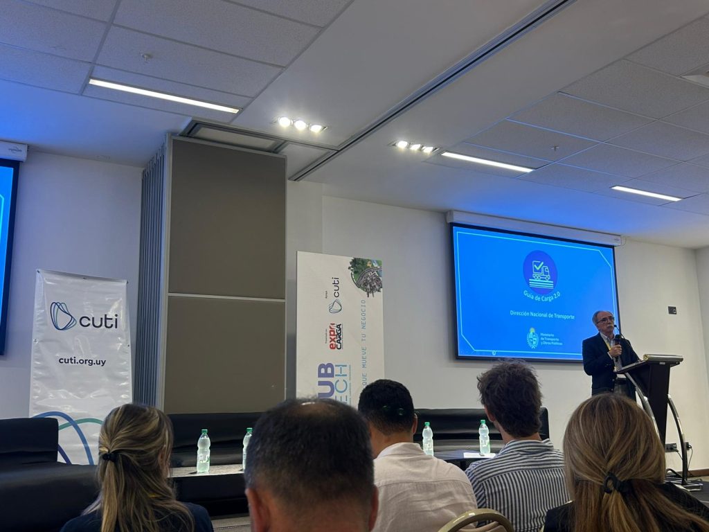 WhatsApp Image 2025-12-04 at 15.01.24