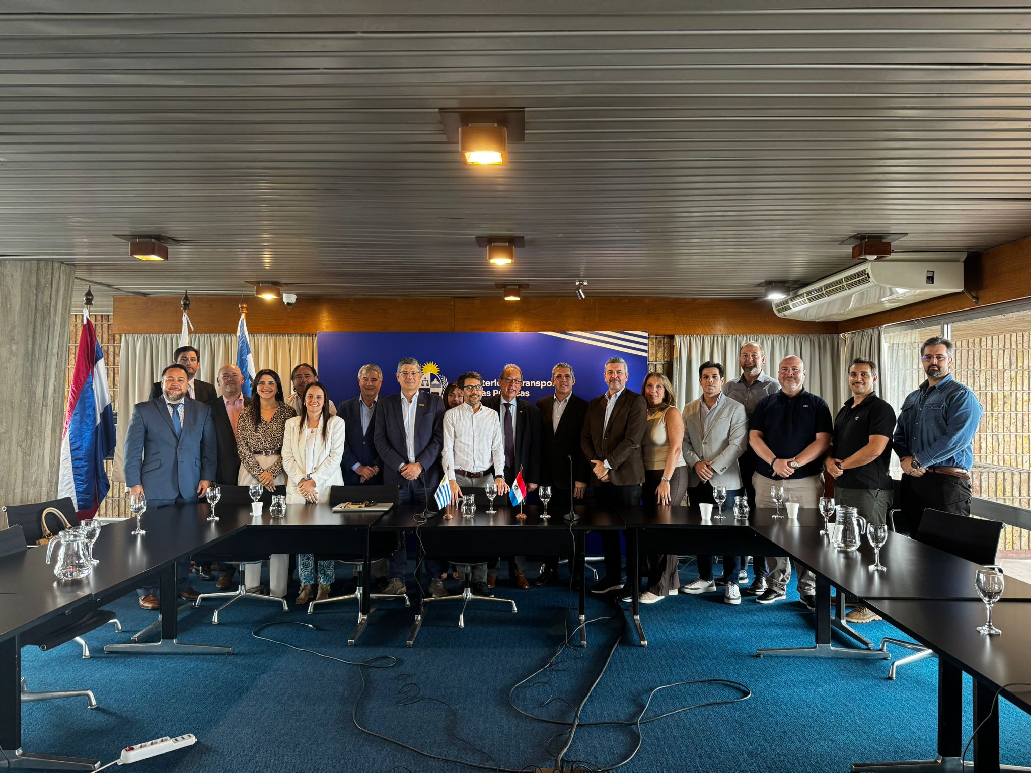 Delegación de paraguayos visitó INALOG